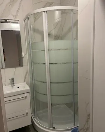 France Riviera Apartman *
